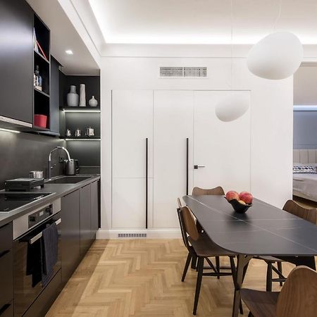 Chic Central Athens Apartment At Mavilli Sq. Exteriör bild