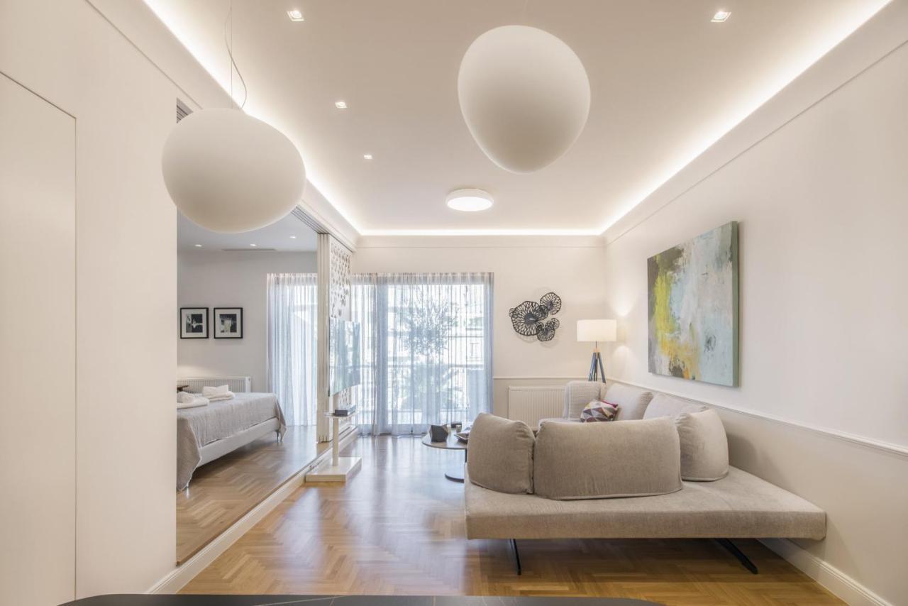 Chic Central Athens Apartment At Mavilli Sq. Exteriör bild