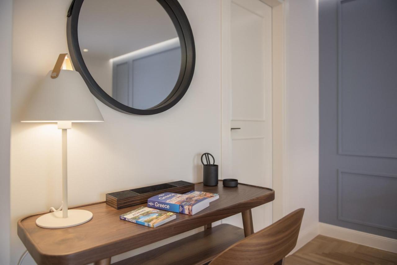 Chic Central Athens Apartment At Mavilli Sq. Exteriör bild