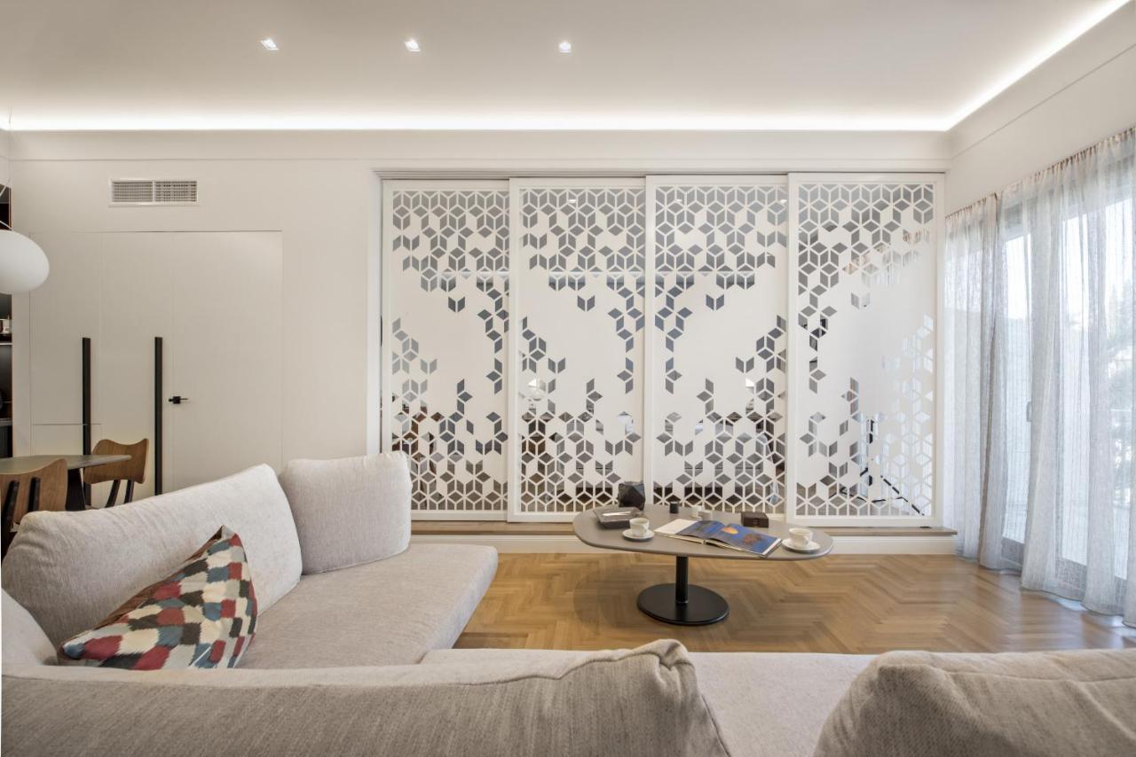 Chic Central Athens Apartment At Mavilli Sq. Exteriör bild