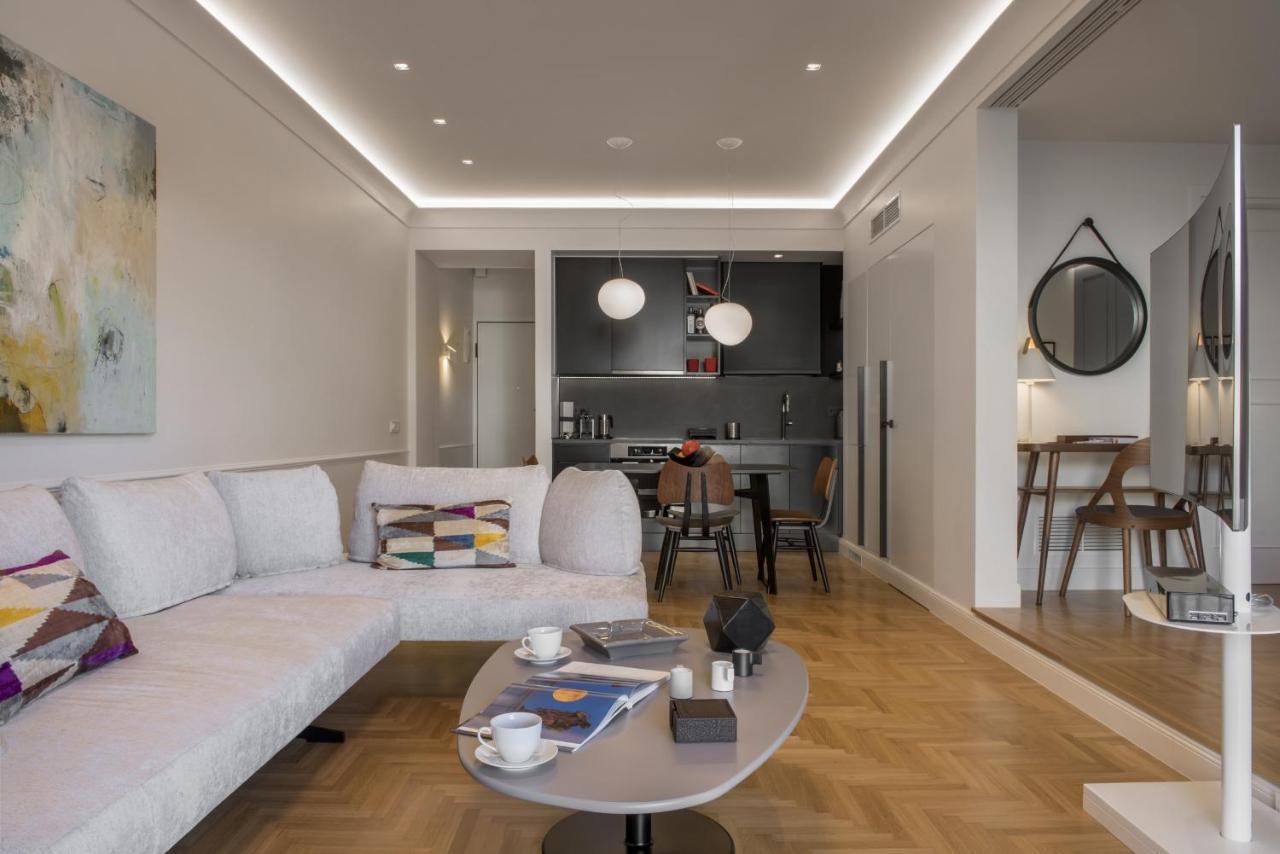 Chic Central Athens Apartment At Mavilli Sq. Exteriör bild